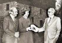 Bicentennial plate, Burwell-Morgan Mill